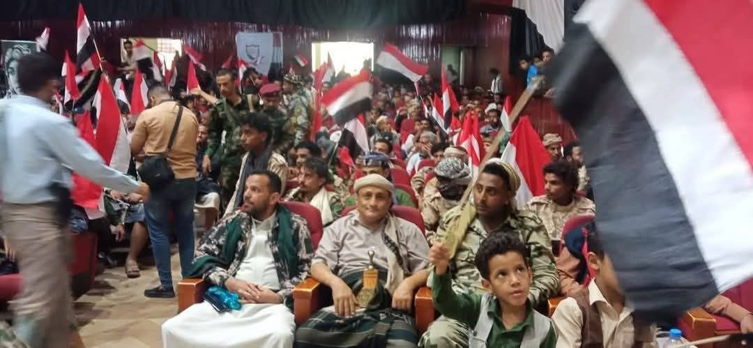 تعز.. مجلس شباب الثورة يحيي الذكرى الـ35 للوحدة اليمنية
